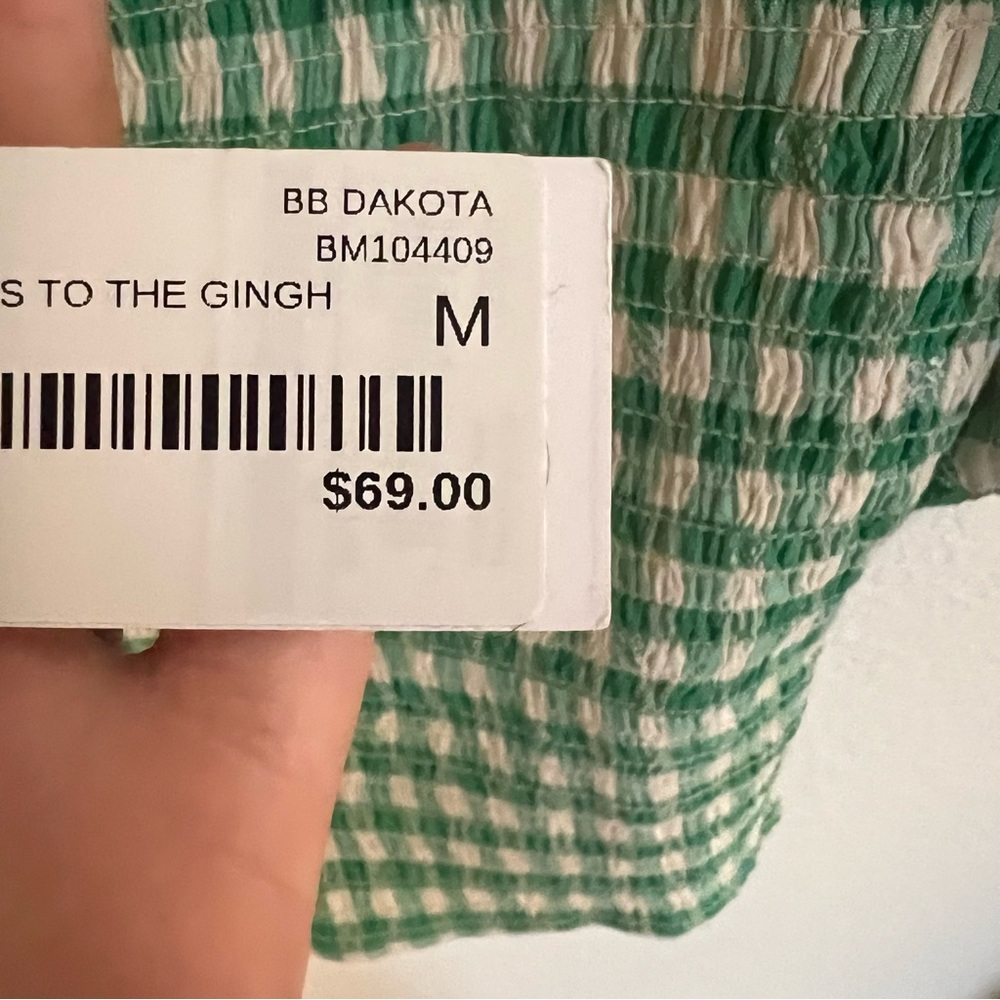 BB Dakota by Steve Madden | Keys To The Gingham Topgreen - Basil - Picture 6 of 6